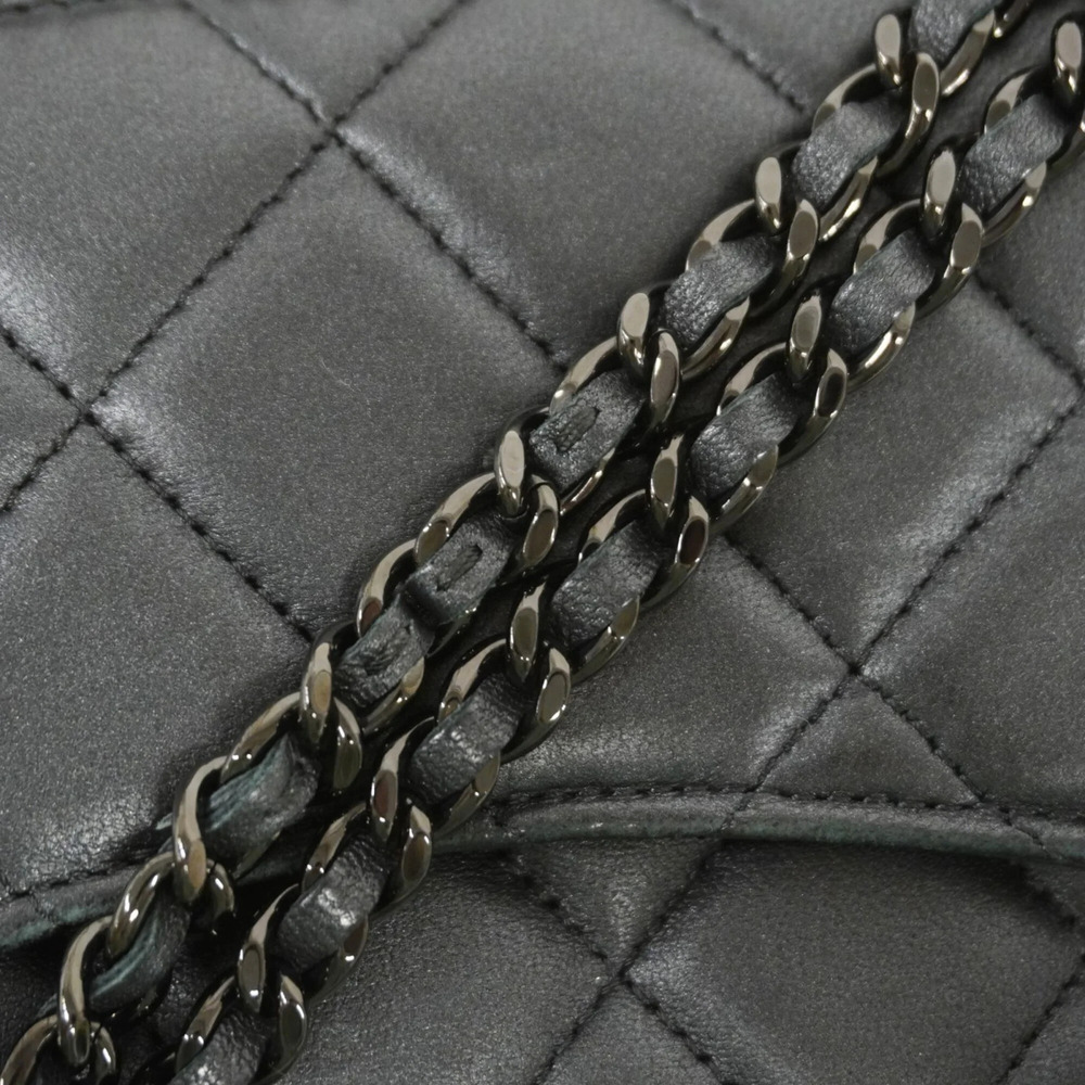 CHANEL Black Lambskin Leather Wallet - Picture 7 of 8